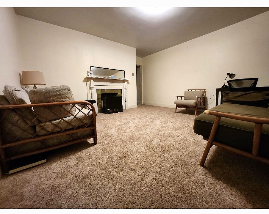 2nd floor Living room or 2nd bedroom