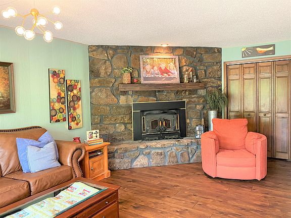 4th image of 128 Winterwood Cir