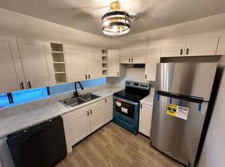 210 E Court Of Shorewood APT 6, Vernon Hills, IL