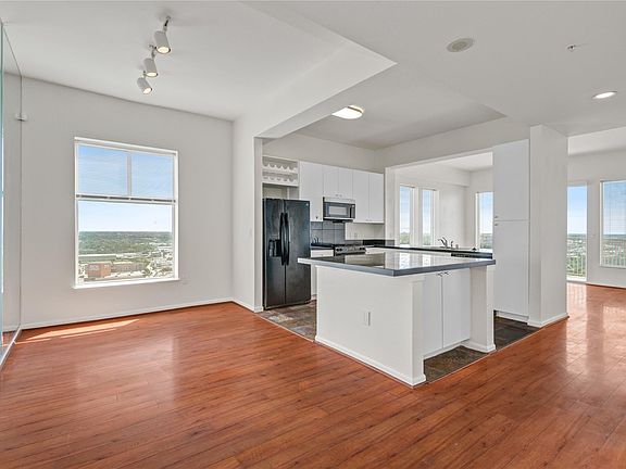 3rd image of 3505 Sage Rd Unit 2402