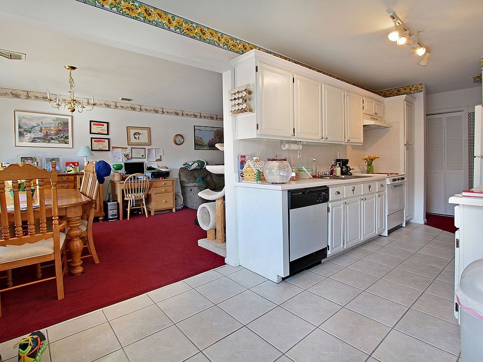 156 Southport Woods Dr Southport CT Zillow