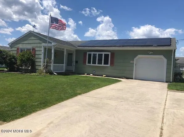 1605 Peacock Lane, Point Pleasant, NJ 08742