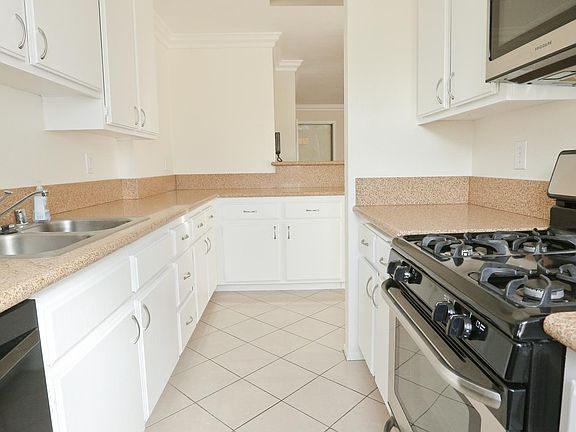 Stainless steel appliances all come with the unit