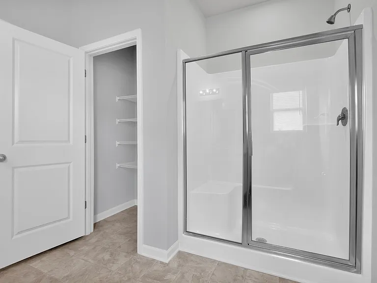 198 Greenoak Trl — Photo 14