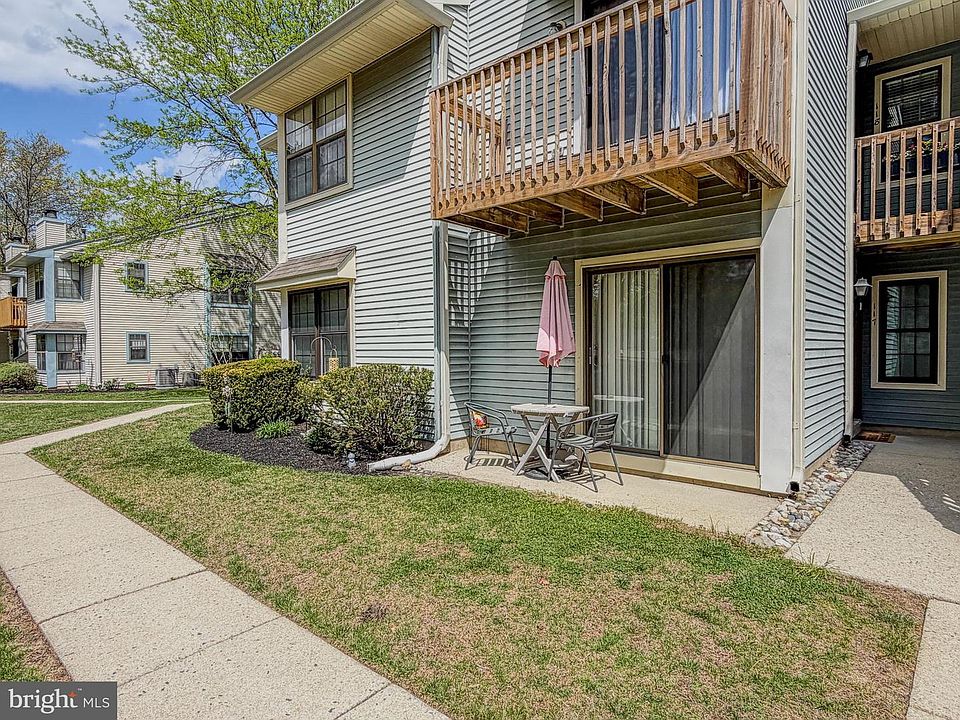 1st image of 117 Ashton Ct