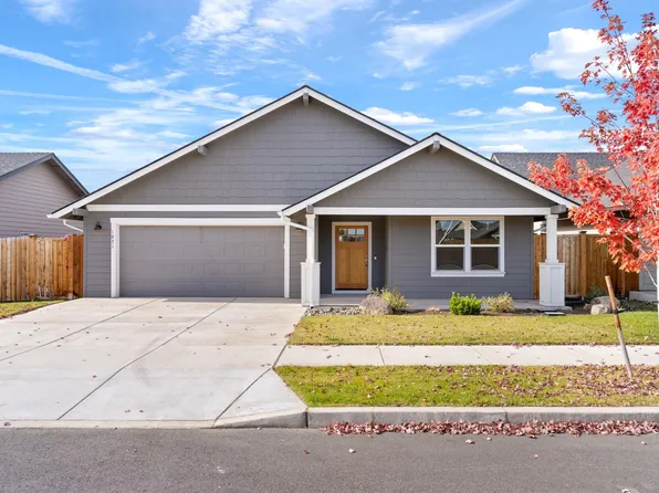 1871 NE 3rd St, Redmond, OR 97756