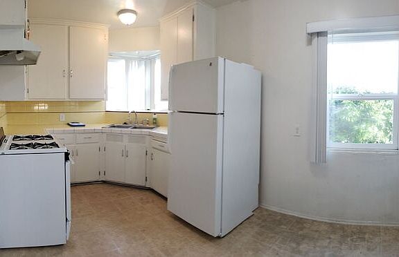 4th image of 725 W Washington Ave