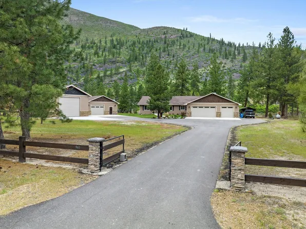 940 Reardon Ln, Alberton, MT 59820