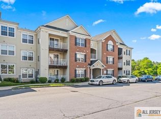 726 Cedar Ct #726, New Brunswick, NJ