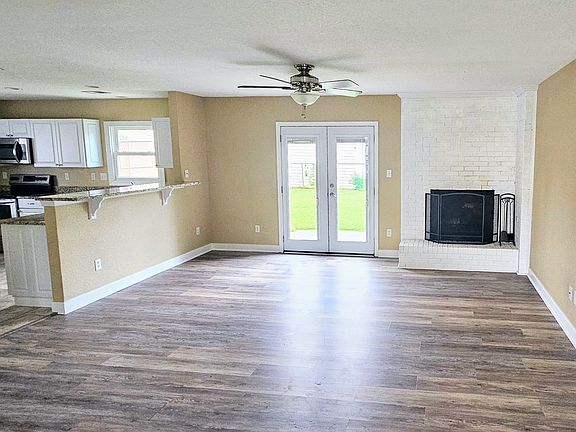 4th image of 1132 Evert Dr