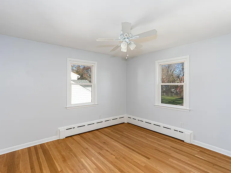 272 Hunyadi Ave #2 — Photo 6