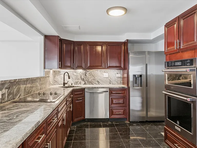 175 E Delaware Pl #8304 — Photo 4