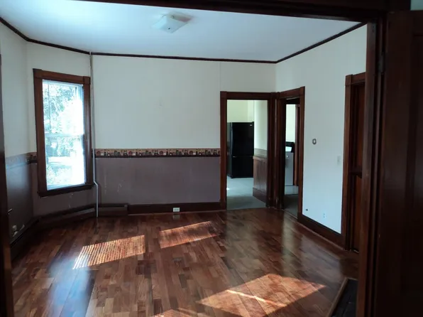 15 Winchester St #1, Fairfield, ME 04937