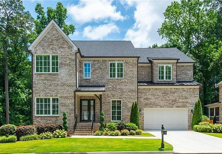 1169 Dorby Park Dr NE — Photo 1