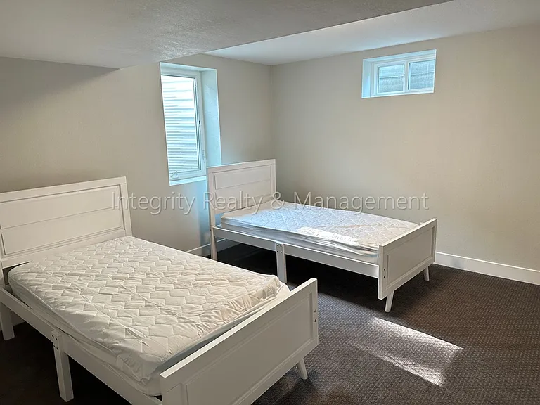 3092 W Layton Ave — Photo 26