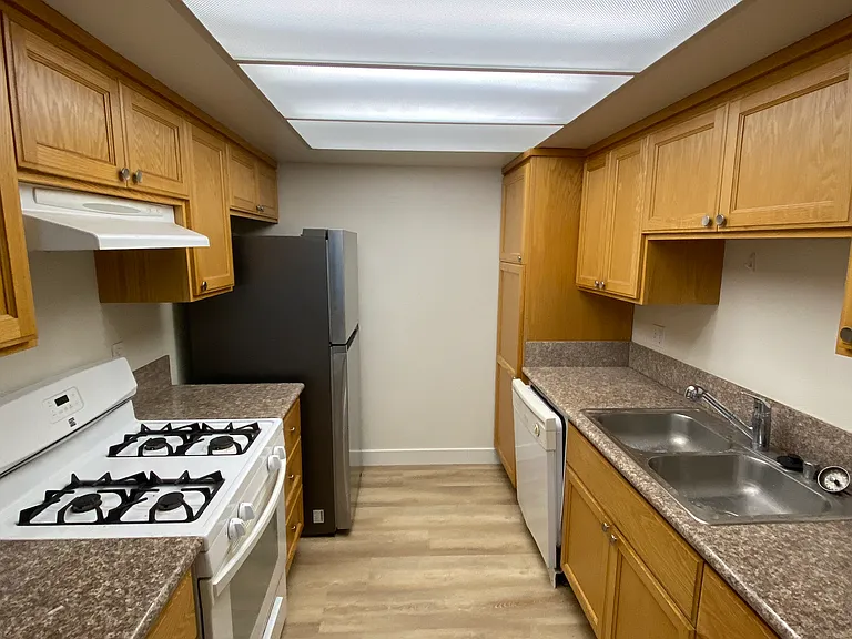 10828 Palms Blvd #2 — Photo 2