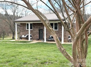 2825 Wendell St, Lenoir, NC 28645