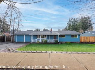 19048 Pease Rd, Oregon City, OR 97045