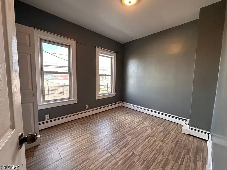 748 Trumbull St #2 — Photo 3