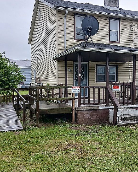 1st image of 1144 1st St