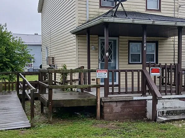 1144 1st St, Denbo, PA 15429