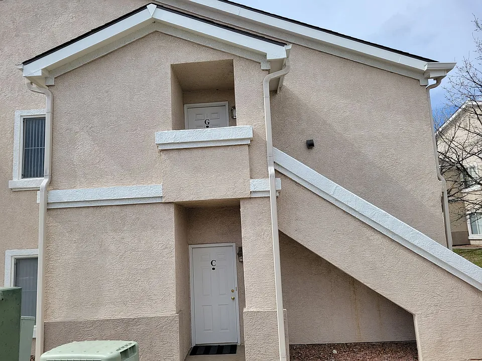 3735 Strawberry Field Grv #G