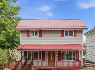 915 E Main St, Reynoldsville, PA 15851