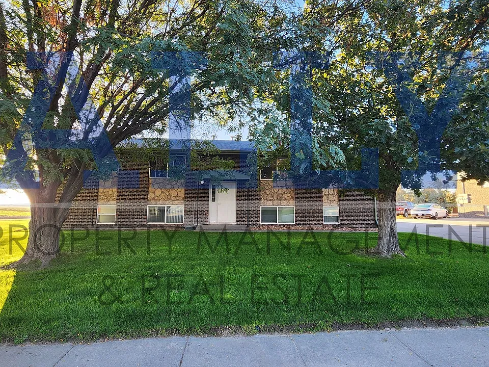 240 Margaret Dr