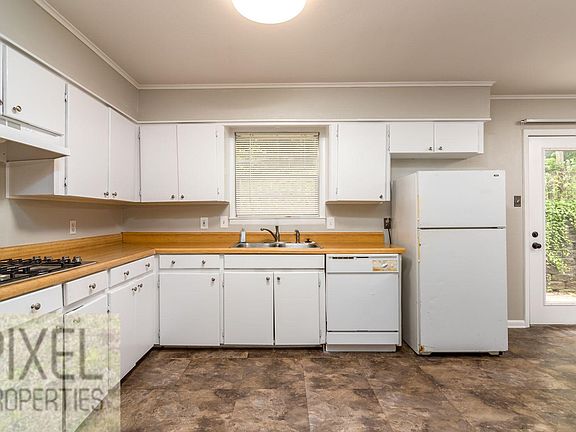 Open Kitchen