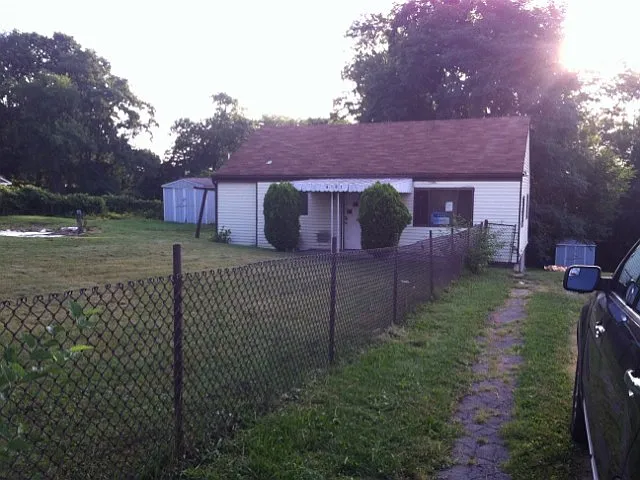 4101 Superior St photo 1