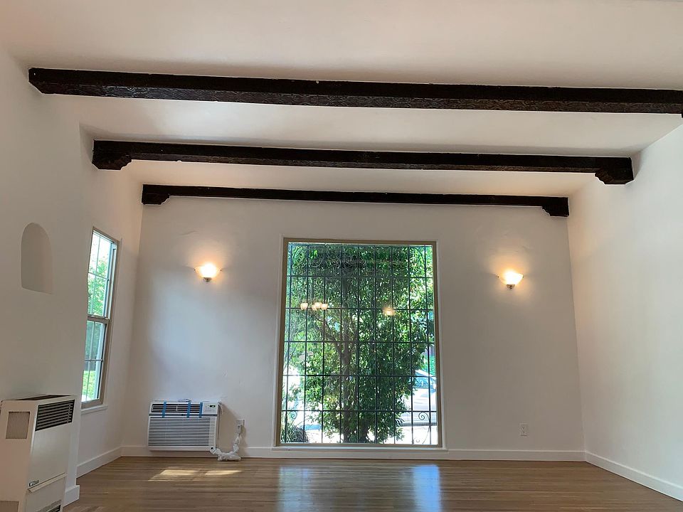 1st image of 4225 Avocado St