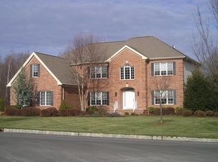 9 Trout Brook Ln, Mendham, NJ 07945