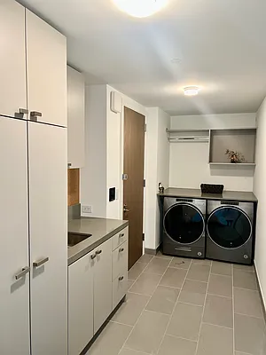 Rented by Compass | media 9