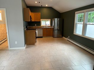 142 Old Country Rd #1, Melville, NY 11747