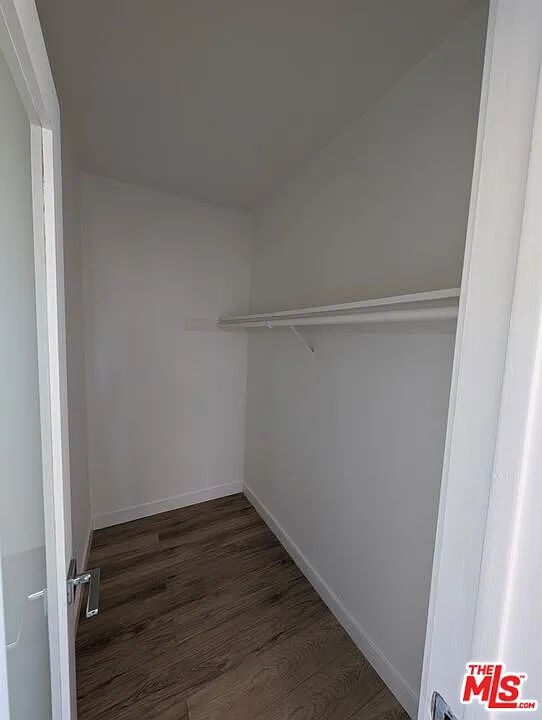 Studio, 1.0 bath, 5852 sqft, $2,350 — Photo 4