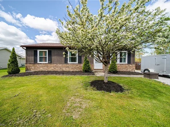 255 Westview Dr, Jefferson, OH 44047