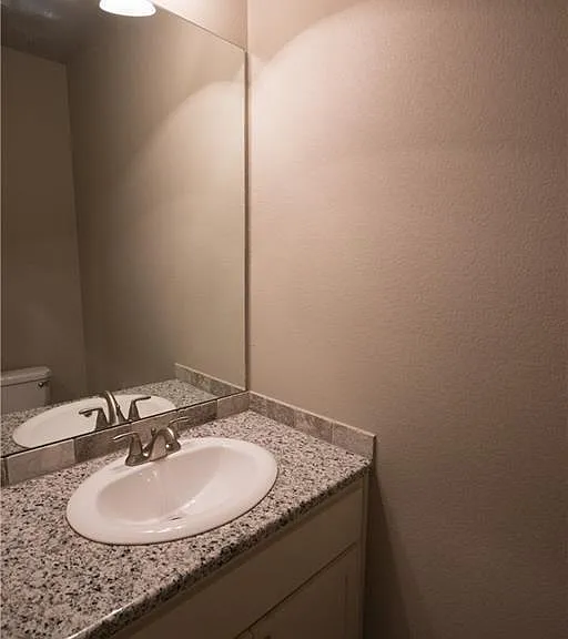 301 Cisterna Dr — Photo 15