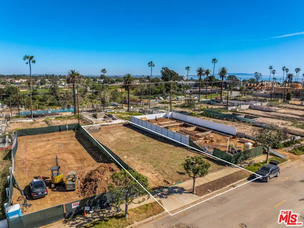 646 Via De La Paz, Pacific Palisades, CA 90272