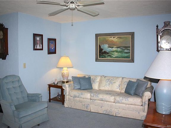5th image of 3651 N Tamarisk Ave