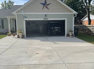 103 Holts Pond Rd, Princeton, NC 27569