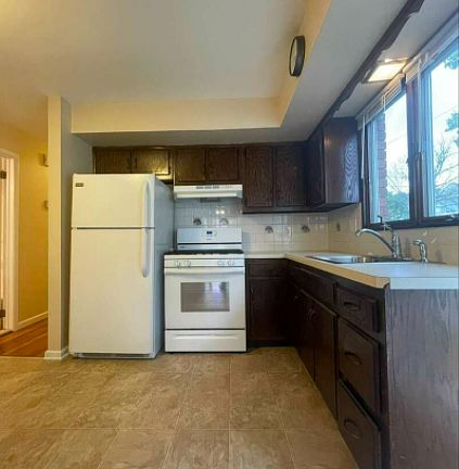 2nd image of 26 Nippon Ave #1