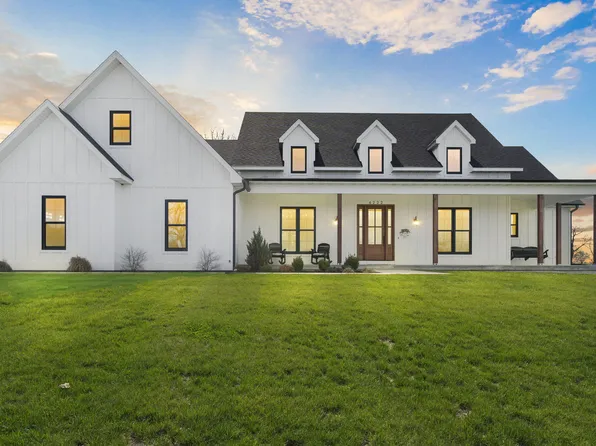 4222 S 70th Road, Bolivar, MO 65613