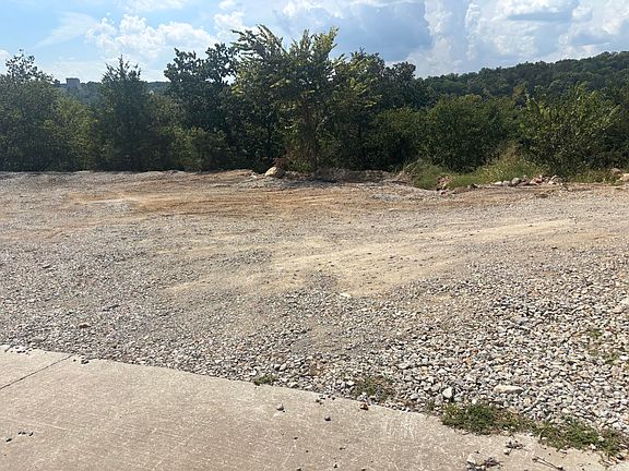 4th image of Tbd Shepherd Of The Hills Expressway