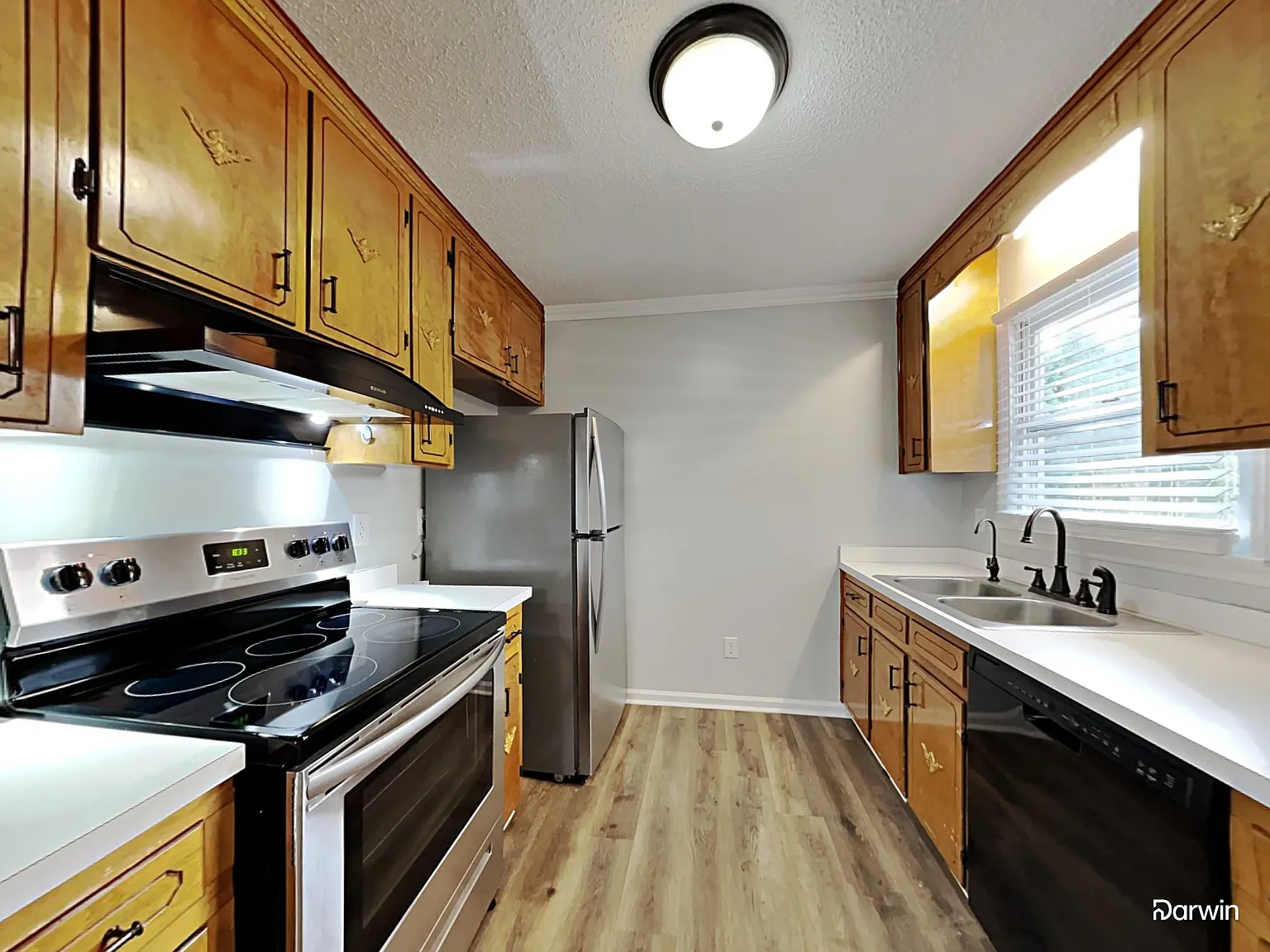 3 bed, 2.0 bath, 1320 sqft, $1,795 — Photo 3