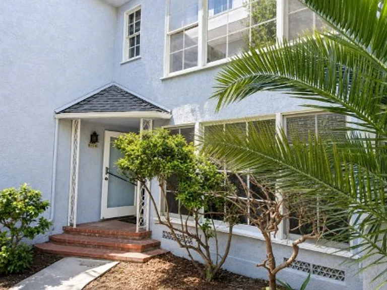 1100 E Ocean Blvd #13-92 — Photo 4