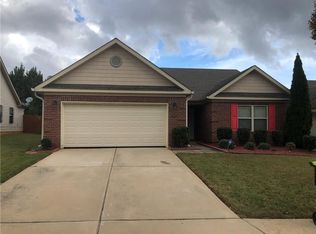 4901 Summersun Dr, Morrow, GA 30260