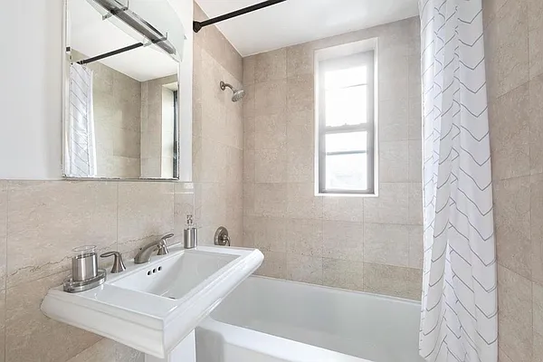 Rented by Stonehenge NYC LLC | media 7