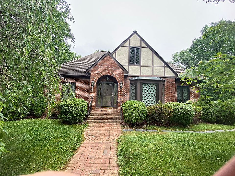 1st image of 17055 Huckleberry Hill Ln