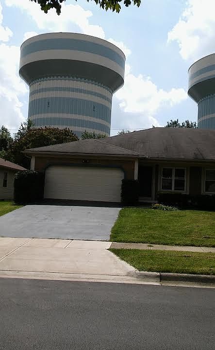 Strret view 1793 Watertower Dr