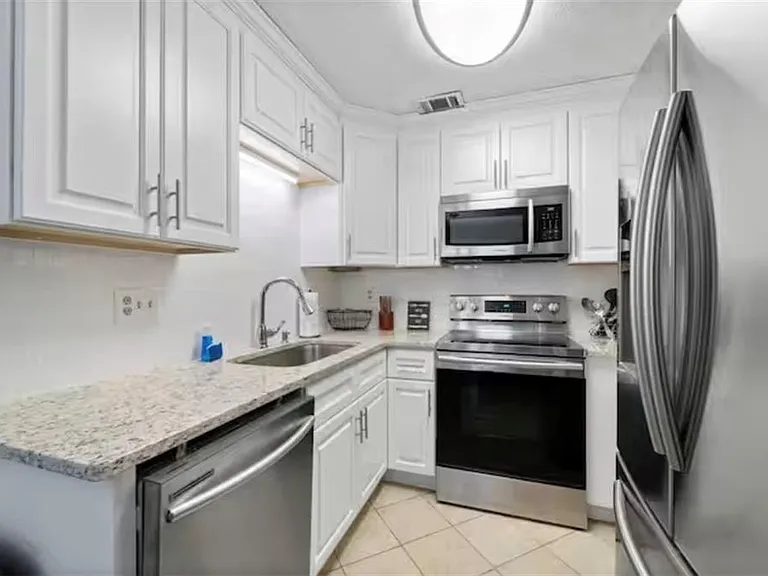 846 Park Pl NE — Photo 81